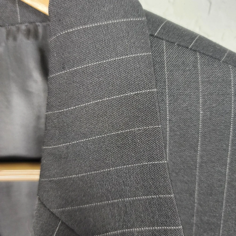 Andrew Fezza Pinstripe Jacket Blazer 44L Super 100s Wool Gray Business Office